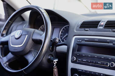 Лифтбек Skoda Octavia 2009 в 