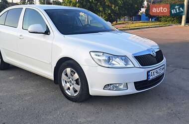 Лифтбек Skoda Octavia 2012 в 