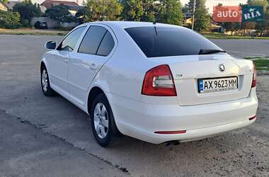 Лифтбек Skoda Octavia 2012 в 