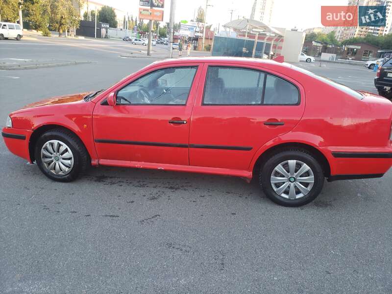 Лифтбек Skoda Octavia 1999 в Вышгороде