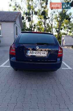 Универсал Skoda Octavia 2011 в 