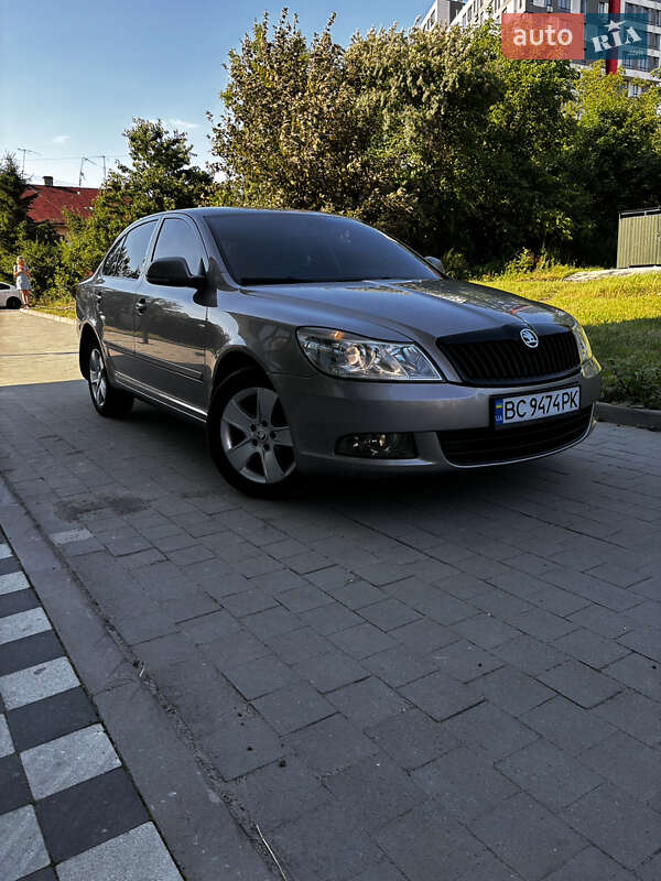 Лифтбек Skoda Octavia 2010 в Львове фото 4 Лифтбек Skoda Octavia 2010 в Львове