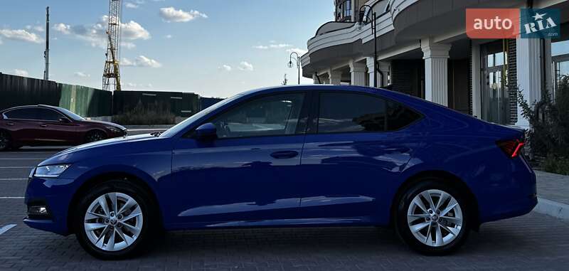Лифтбек Skoda Octavia 2021 в Киеве