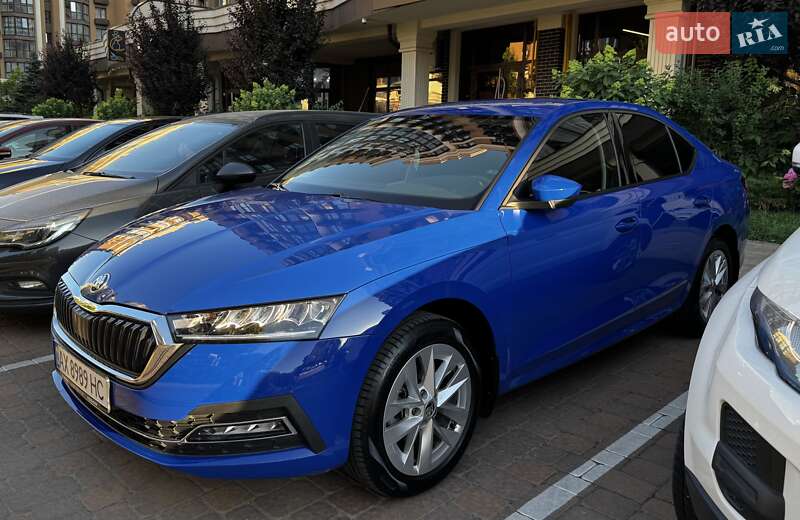 Лифтбек Skoda Octavia 2021 в Киеве