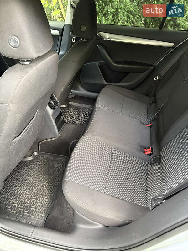 Лифтбек Skoda Octavia 2013 в Ивано-Франковске фото 23 Лифтбек Skoda Octavia 2013 в Ивано-Франковске