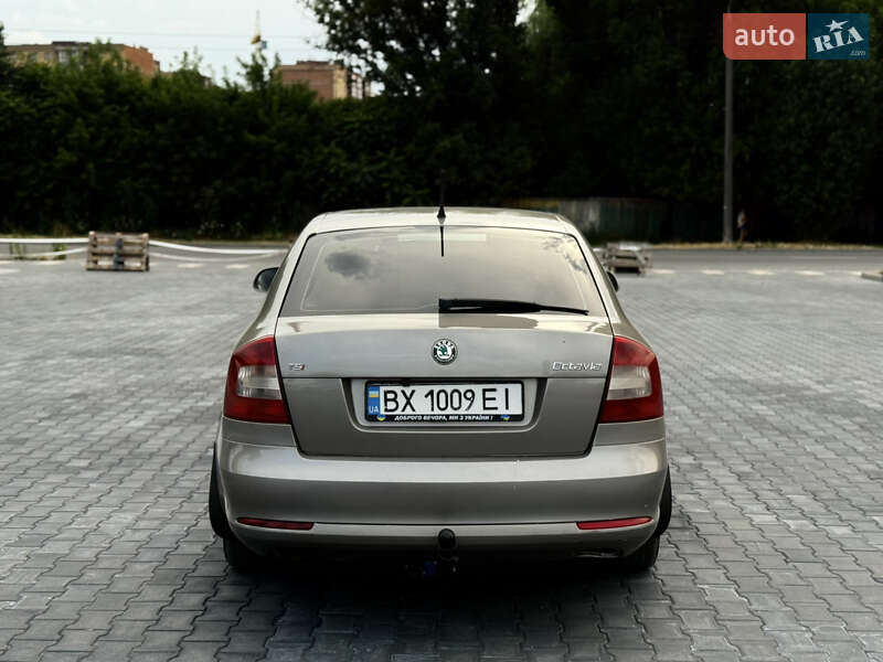 Лифтбек Skoda Octavia 2011 в Каменец-Подольском