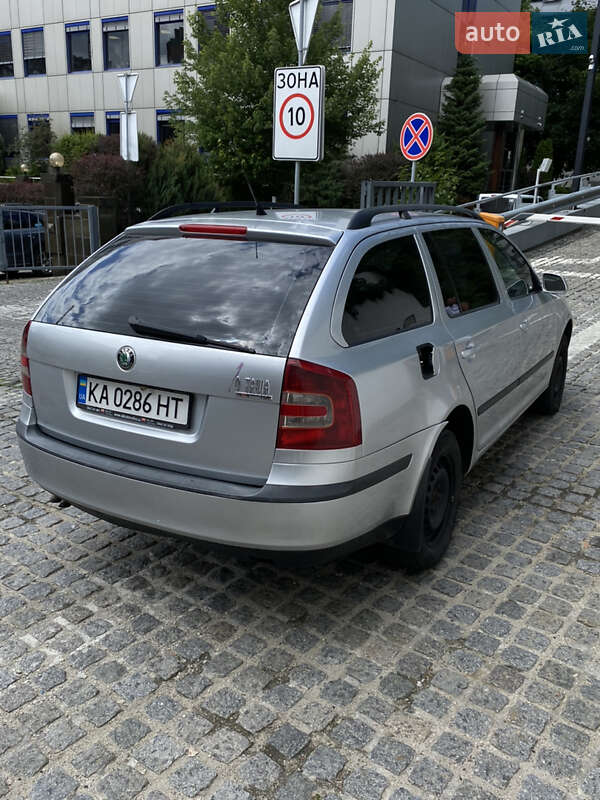 Универсал Skoda Octavia 2008 в Василькове