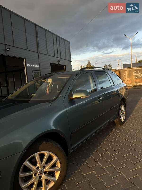 Універсал Skoda Octavia 2008 в Рівному