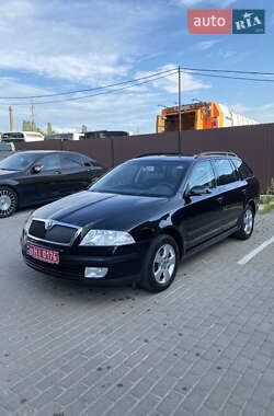 Универсал Skoda Octavia 2008 в Ровно