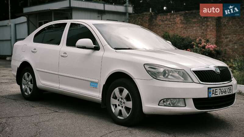 Лифтбек Skoda Octavia 2011 в Днепре