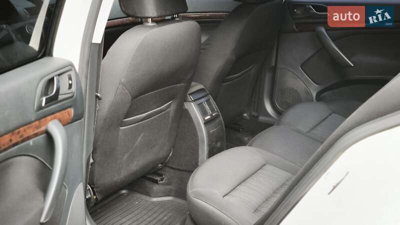 Лифтбек Skoda Octavia 2011 в Днепре