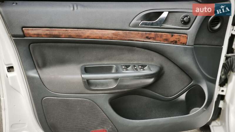 Лифтбек Skoda Octavia 2011 в Днепре