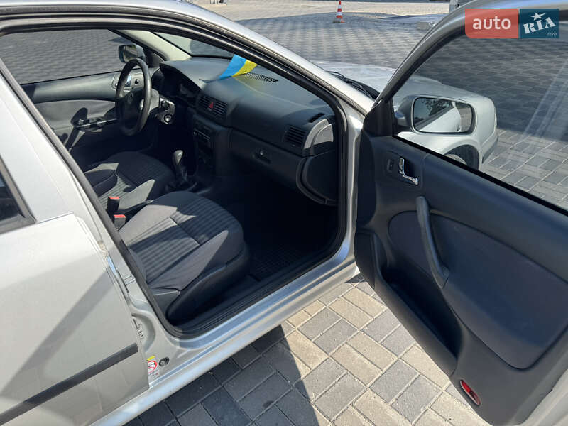 Лифтбек Skoda Octavia 2006 в Хмельницком