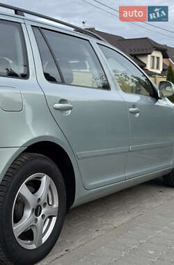 Универсал Skoda Octavia 2009 в 
