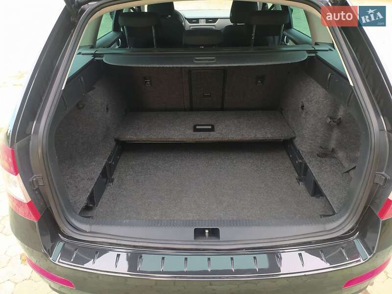Универсал Skoda Octavia 2015 в Дубно