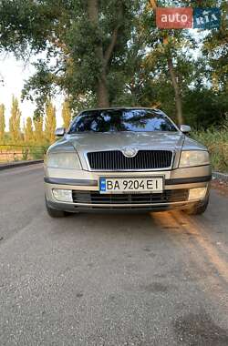 Лифтбек Skoda Octavia 2004 в Кропивницком