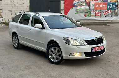Универсал Skoda Octavia 2011 в 