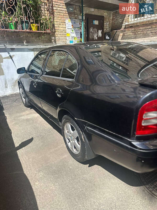Лифтбек Skoda Octavia 2005 в Киеве