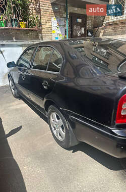 Ліфтбек Skoda Octavia 2005 в 