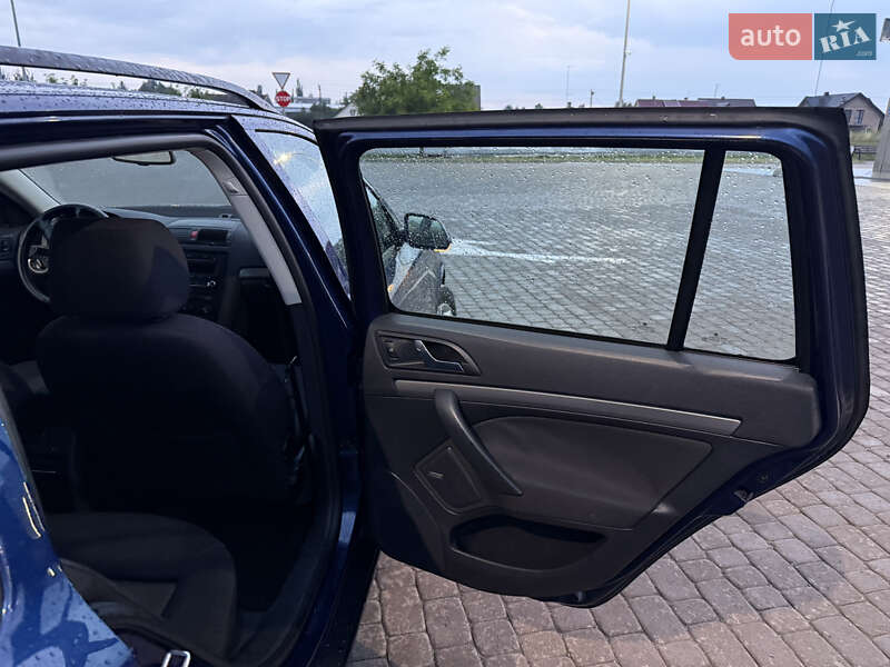 Универсал Skoda Octavia 2005 в Городке