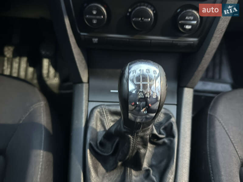 Универсал Skoda Octavia 2005 в Городке