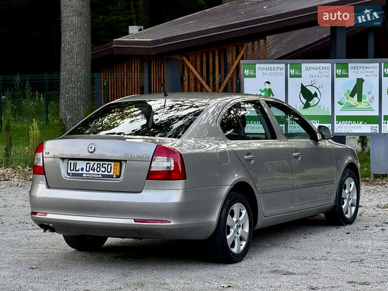 Лифтбек Skoda Octavia 2010 в Виннице
