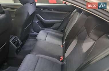 Лифтбек Skoda Octavia 2021 в 