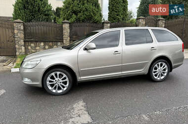 Универсал Skoda Octavia 2011 в 