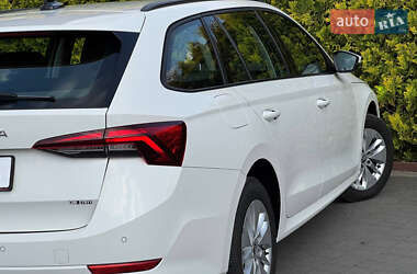 Универсал Skoda Octavia 2021 в 