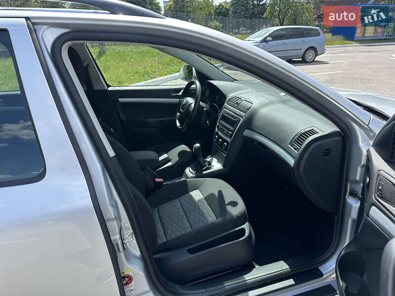 Универсал Skoda Octavia 2009 в Житомире