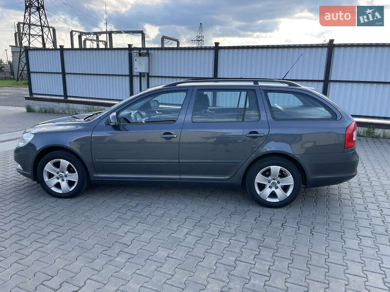 Универсал Skoda Octavia 2010 в Рожище