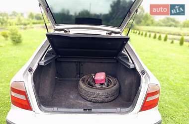 Лифтбек Skoda Octavia 1999 в 