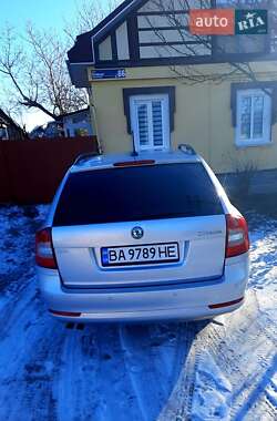 Универсал Skoda Octavia 2012 в Кропивницком