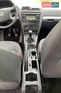 Лифтбек Skoda Octavia 2008 в 