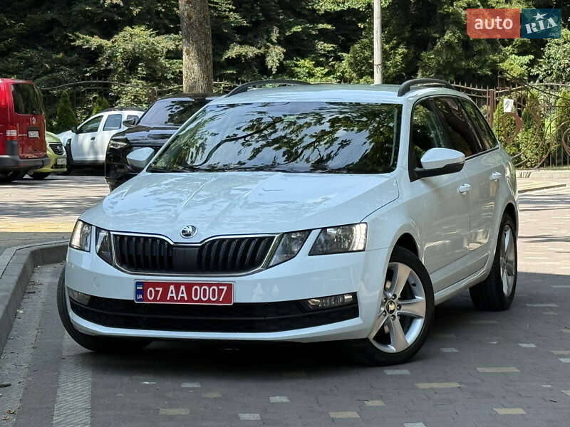 Универсал Skoda Octavia 2017 в Дрогобыче