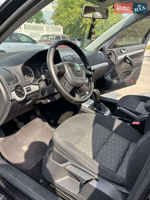Лифтбек Skoda Octavia 2012 в Ивано-Франковске