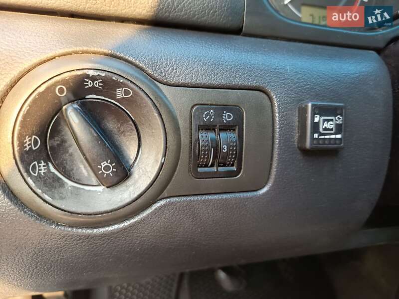 Лифтбек Skoda Octavia 2001 в Попельне