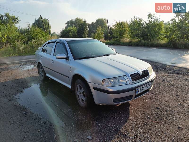 Лифтбек Skoda Octavia 2001 в Попельне