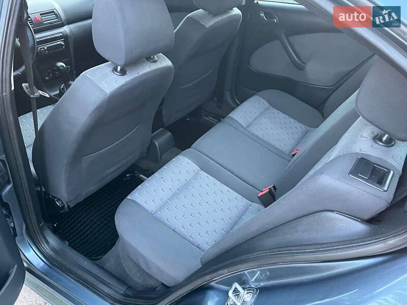 Лифтбек Skoda Octavia 2006 в Первомайске