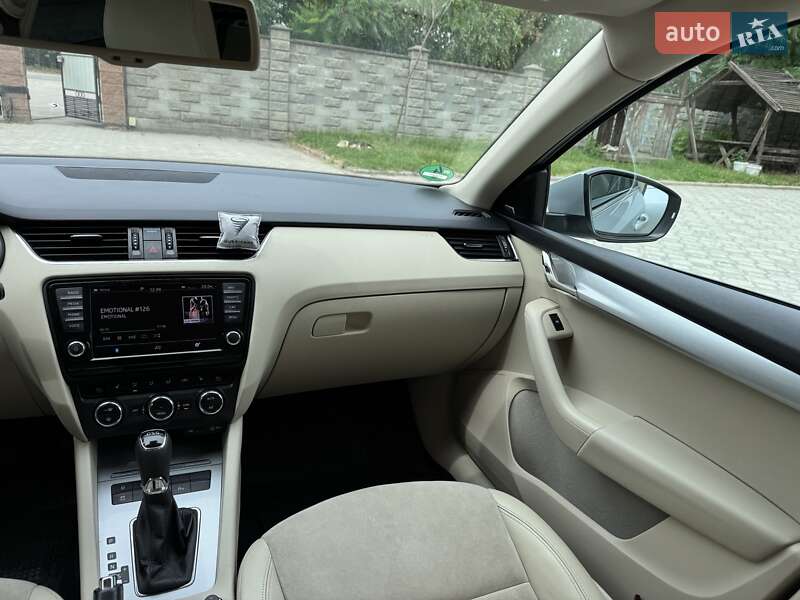 Универсал Skoda Octavia 2016 в Ровно