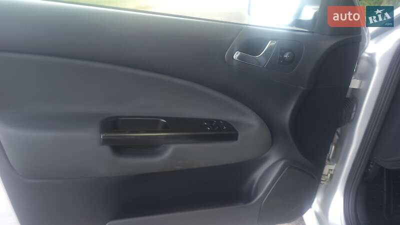 Лифтбек Skoda Octavia 2002 в Виннице