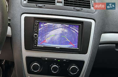Лифтбек Skoda Octavia 2012 в 