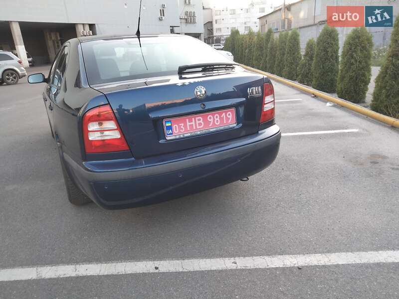 Лифтбек Skoda Octavia 2008 в Полтаве