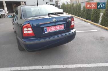Лифтбек Skoda Octavia 2008 в 