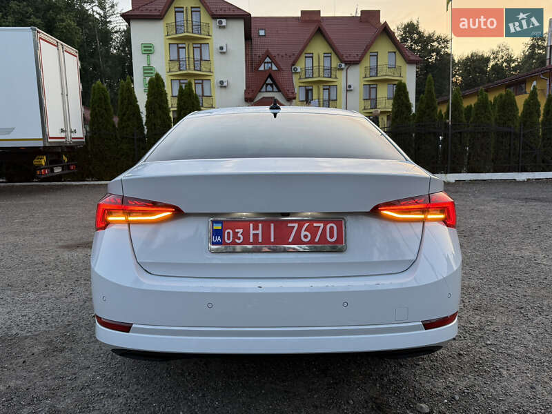 Лифтбек Skoda Octavia 2021 в Трускавце