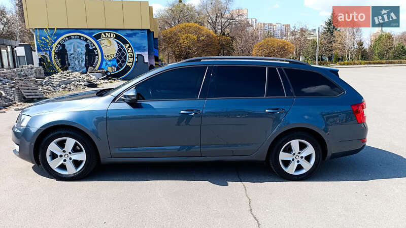 Универсал Skoda Octavia 2015 в Харькове