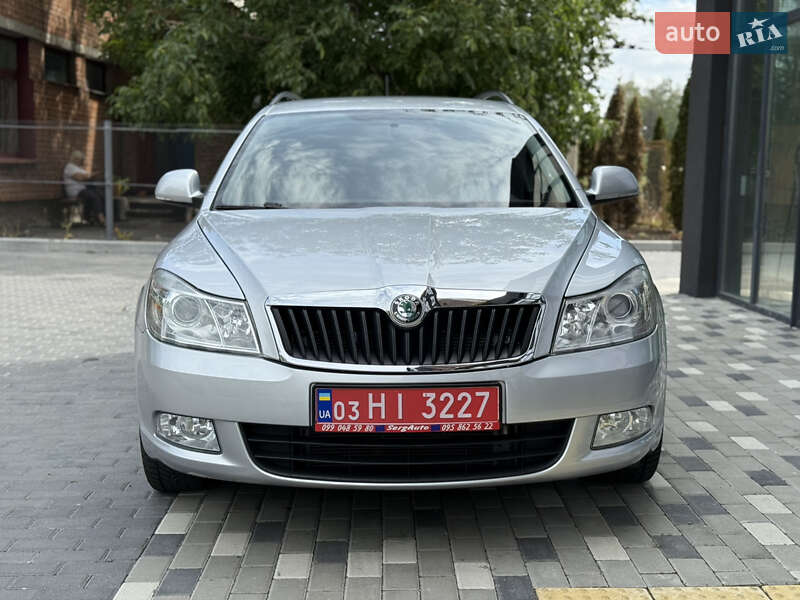 Универсал Skoda Octavia 2010 в Полтаве