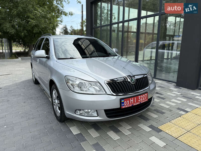 Универсал Skoda Octavia 2010 в Полтаве