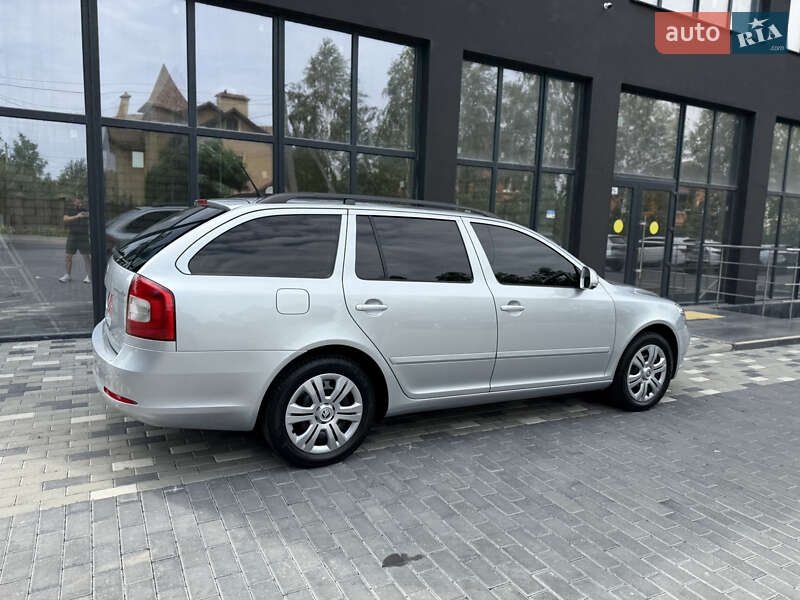 Универсал Skoda Octavia 2010 в Полтаве