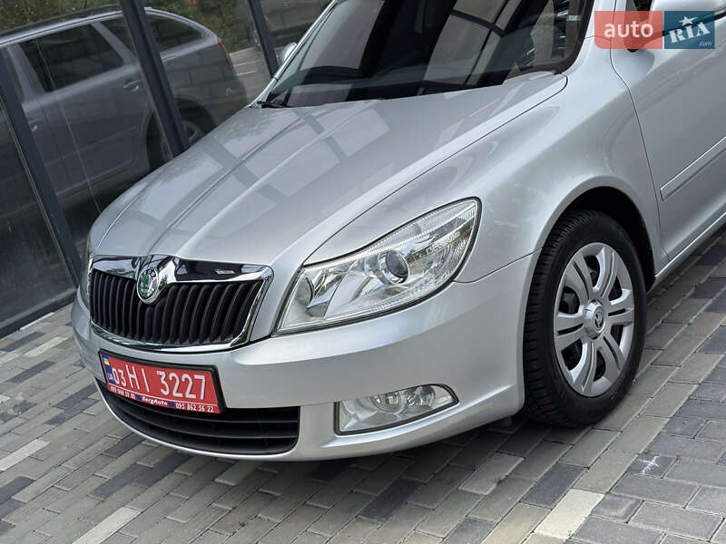 Универсал Skoda Octavia 2010 в Полтаве